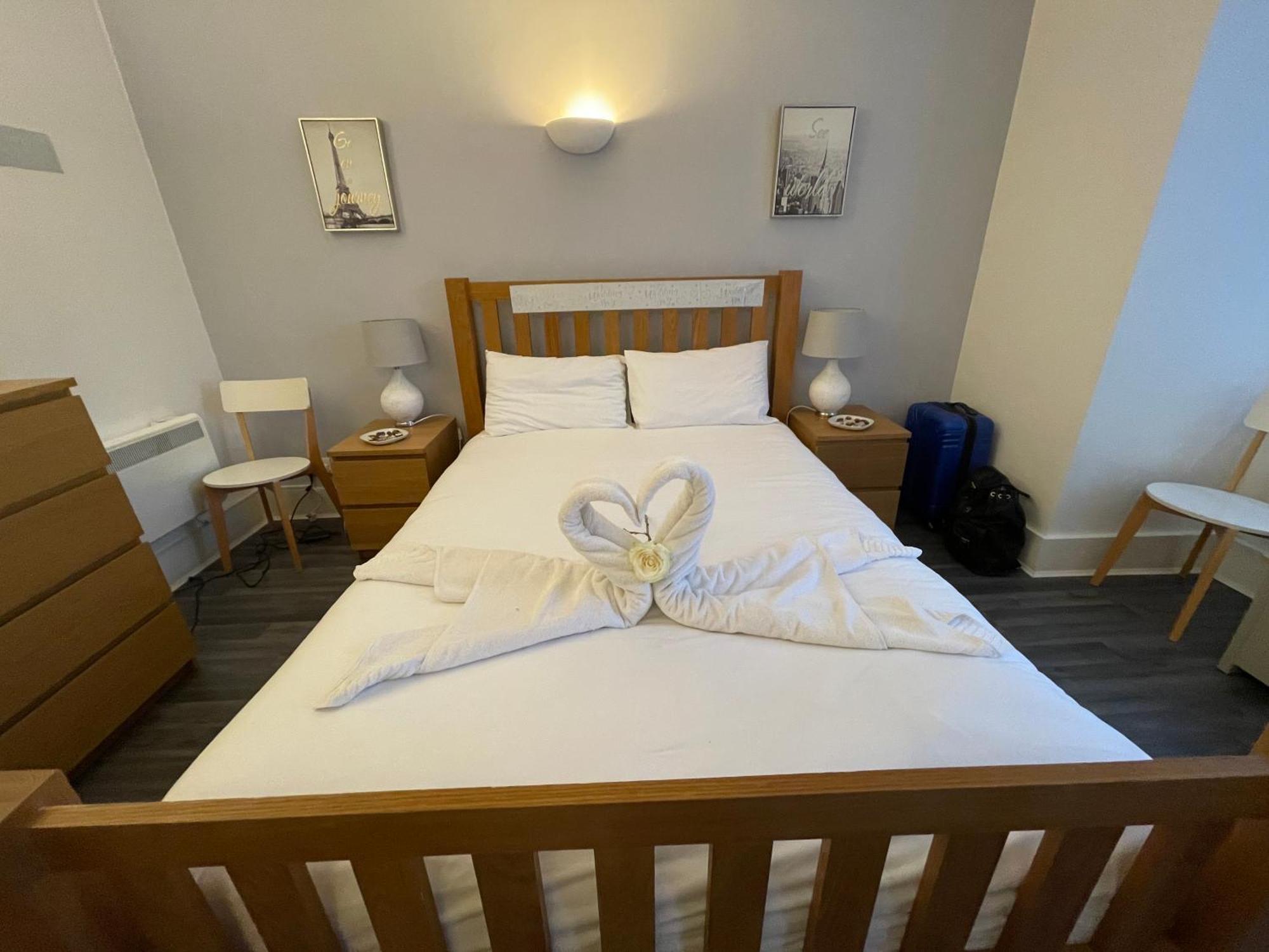 Bournemouth Hot Tub & Sauna Holiday Let Екстериор снимка