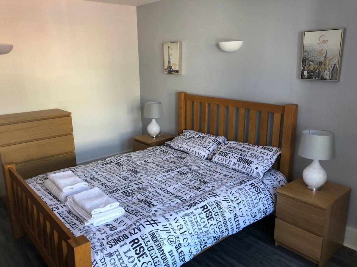Bournemouth Hot Tub & Sauna Holiday Let Екстериор снимка