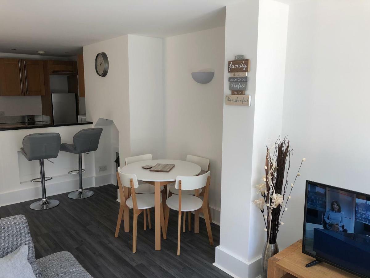 Bournemouth Hot Tub & Sauna Holiday Let Екстериор снимка