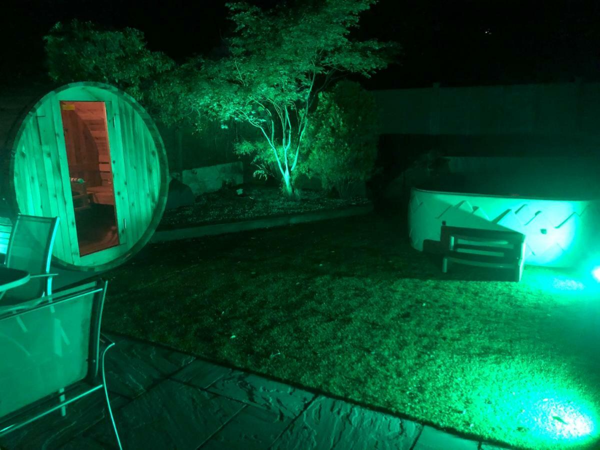 Bournemouth Hot Tub & Sauna Holiday Let Екстериор снимка