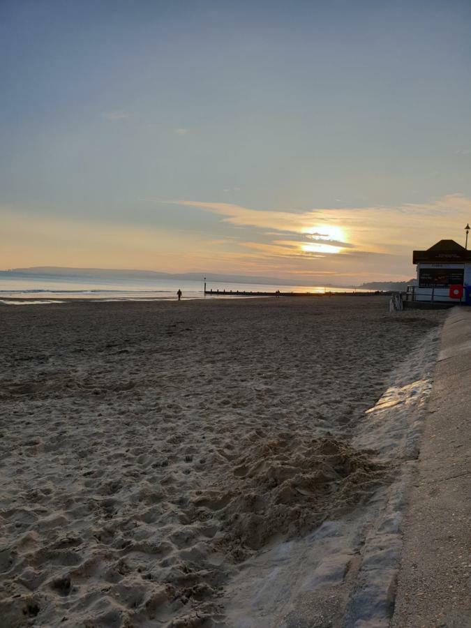 Bournemouth Hot Tub & Sauna Holiday Let Екстериор снимка