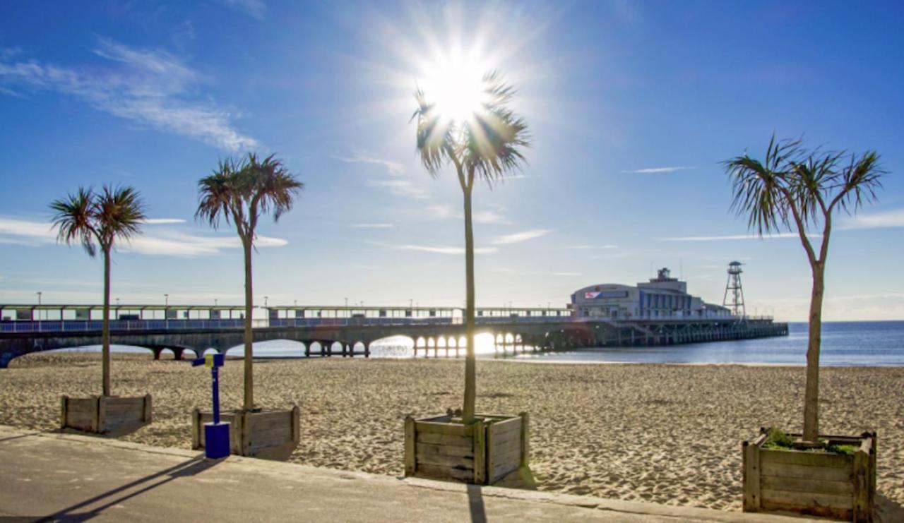 Bournemouth Hot Tub & Sauna Holiday Let Екстериор снимка